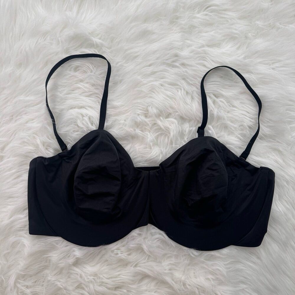 Skims Smoothing Intimates Strapless Bra Onyx Size 42DDD